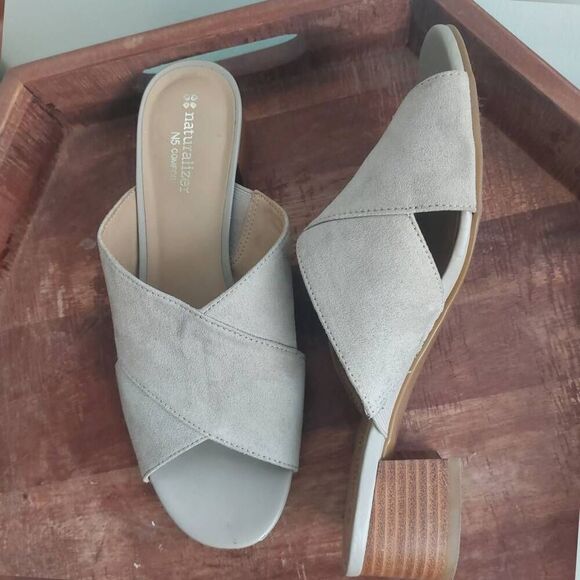 Naturalizer Women Arielle Crisscross Slip-on  Sandals Size 8 - Picture 11 of 14